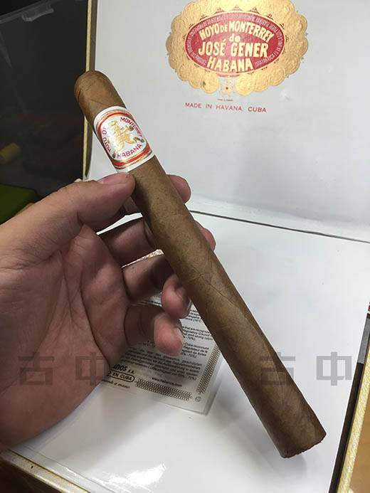 hoyo de monterrey好友蒙特利双冠