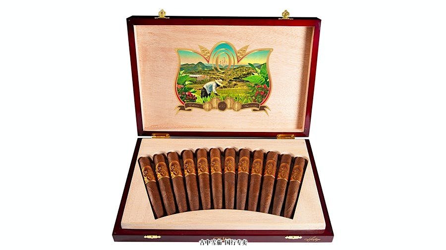 Oliva 增加 Serie V 135 周年限量版的产量