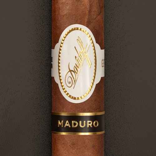 Davidoff Maduro No. 14 Cigar of the Year 2024 circle